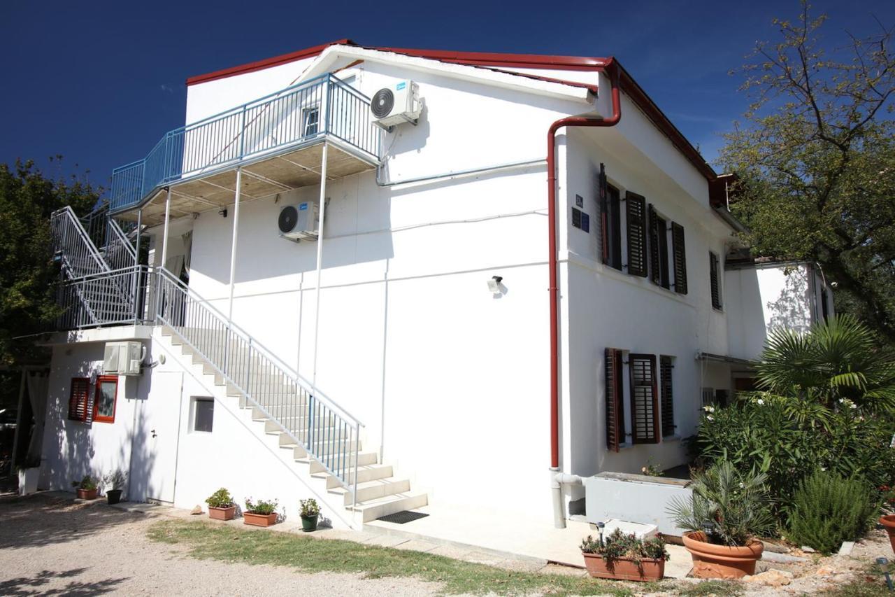 Apartmani Niessner Malinska Ngoại thất bức ảnh