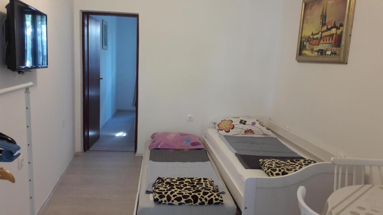 Apartmani Niessner Malinska Ngoại thất bức ảnh