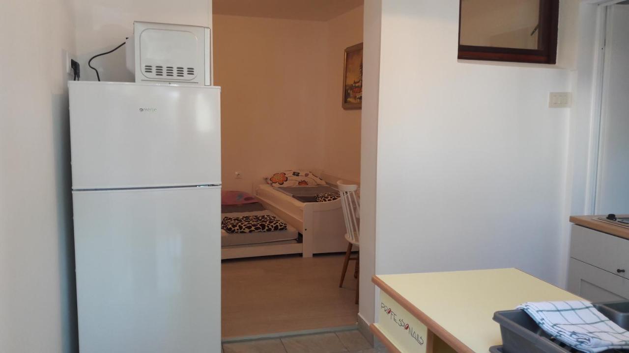 Apartmani Niessner Malinska Ngoại thất bức ảnh