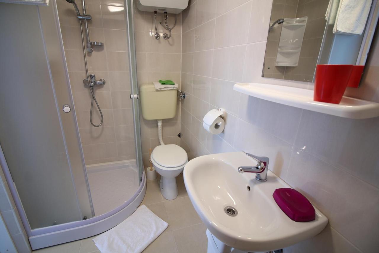 Apartmani Niessner Malinska Ngoại thất bức ảnh